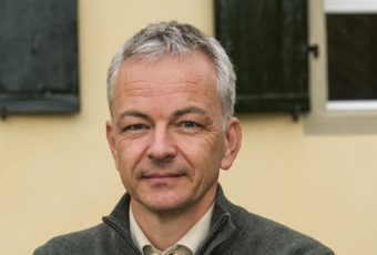 Prof. Dr. Daniel Kübler